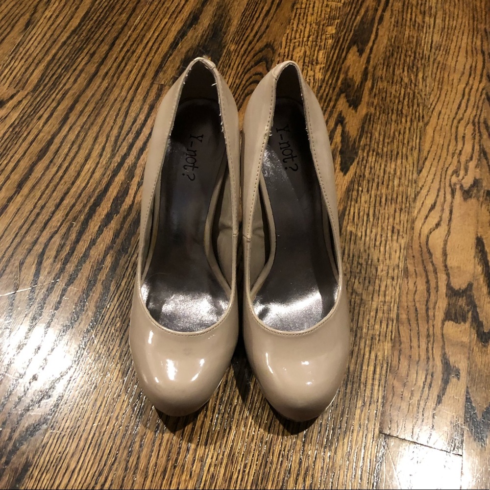Tan/nude heels